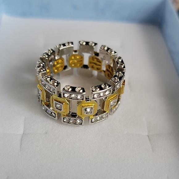 🎉HP🎉NEW GEOMETRIC HOLLOW RING - Picture 4 of 8